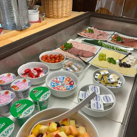 فندق Schmaerrnche 3*